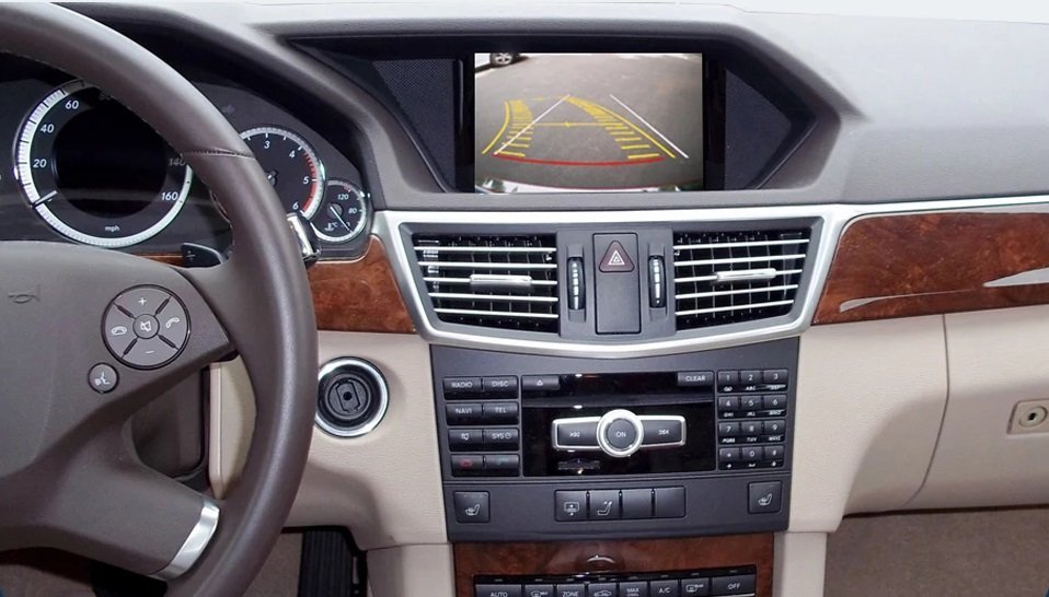 Kabelloses CarPlay für Mercedes Benz E-Klasse W212 E Coupe C207 NTG4.5/4.7/5.0 2011-2015 mit Android Auto