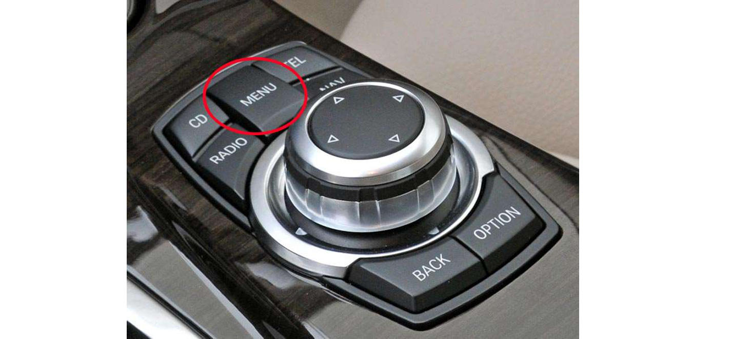 Halten Sie die 'Menü'-Taste 3-5 Sekunden lang gedrückt.