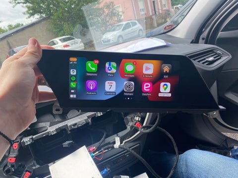 Installationsanleitung für BMW F40 CarPlay und Android Auto mit EVO-System