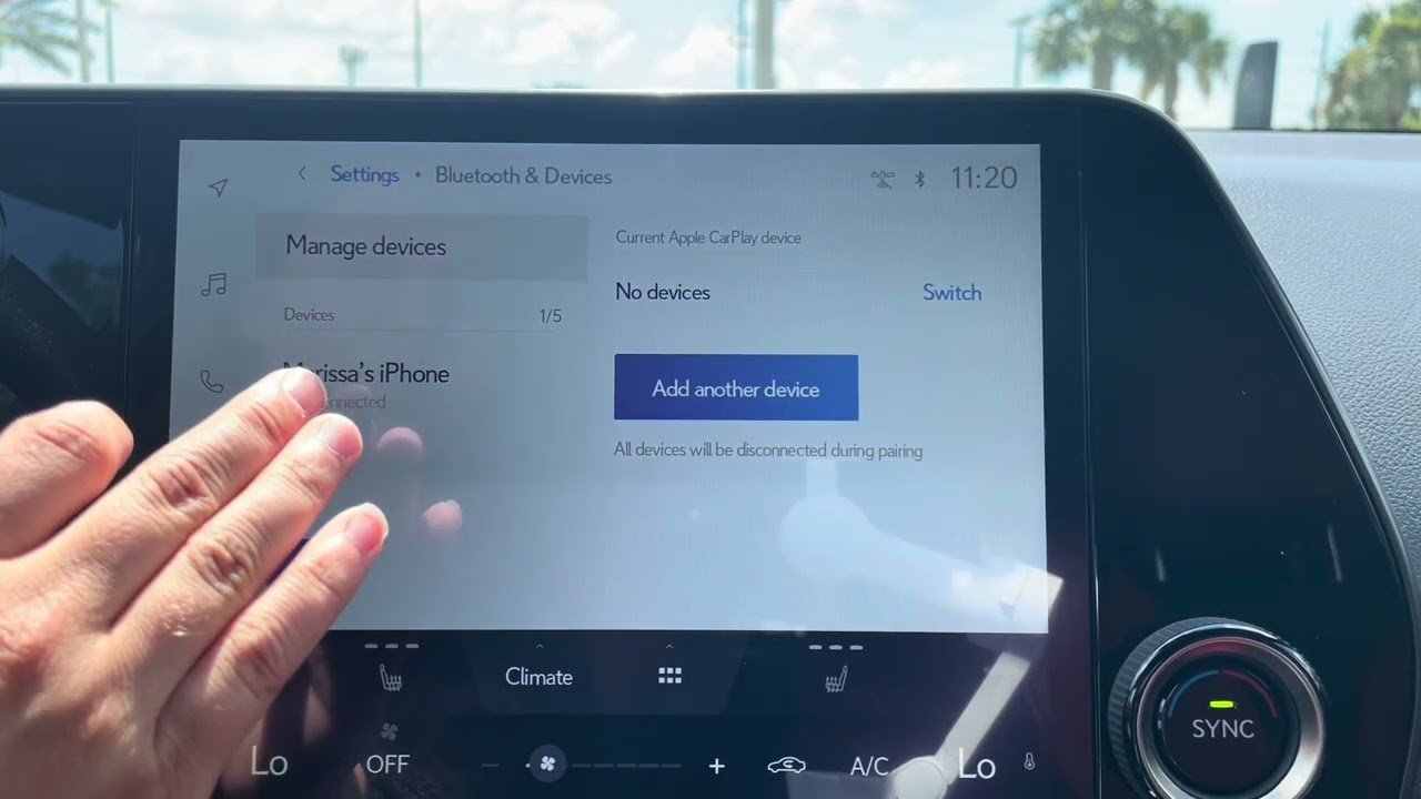 Finden Sie die Schaltfläche zum Gerätewechsel in Apple CarPlay.