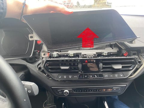 Installationsanleitung für BMW F40 CarPlay und Android Auto mit EVO-System