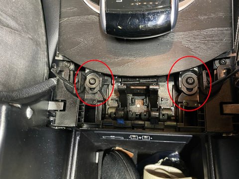 Mercedes GLC Torx Schrauben Armaturenbrett